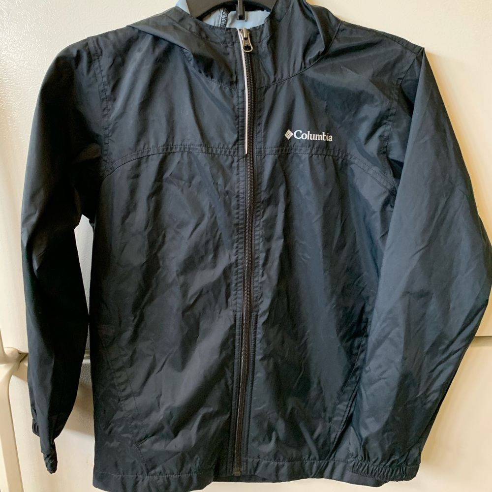 Black Columbia windbreaker